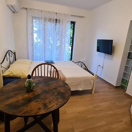 Mila Holiday Apartments Poreč Eksteriør bilde